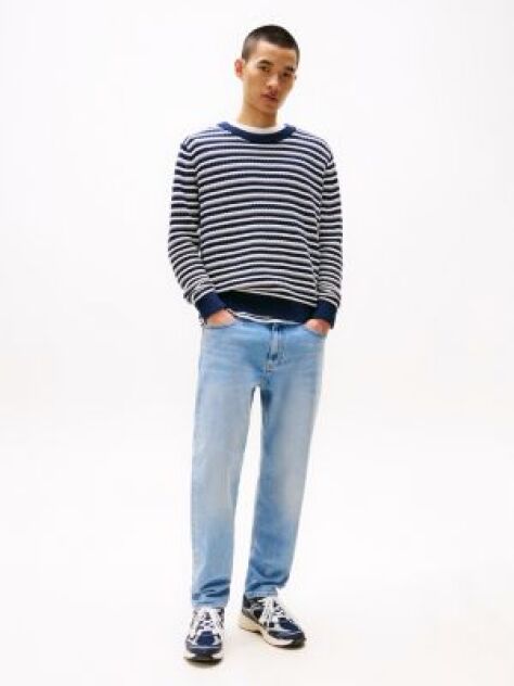 Denim Jeans Isaac Relaxati Cu Efect De Uzura Si Croiala Conica  Barbati