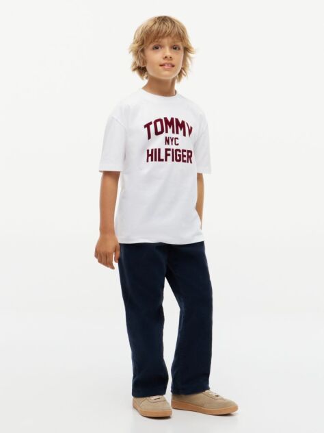 Alb T-Shirt Din Jerseu Cu Guler Rotund Si Logo  Baieti