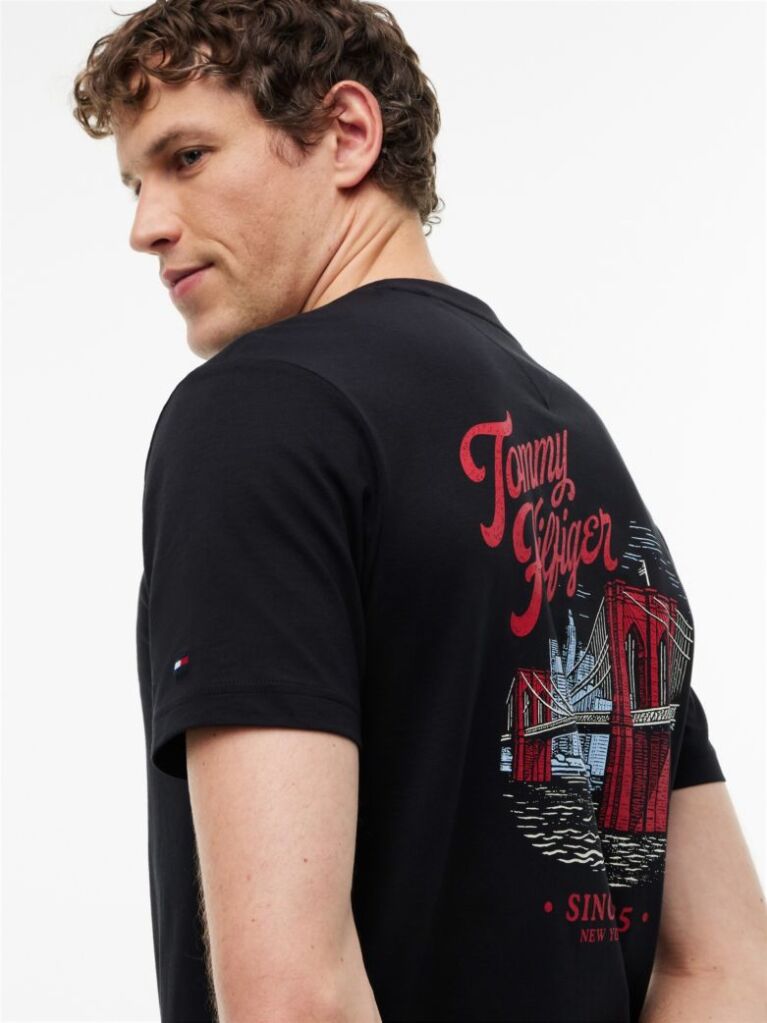 Negru T-Shirt Cu Imprimeu Pe Spate Si Guler Crew  Barbati