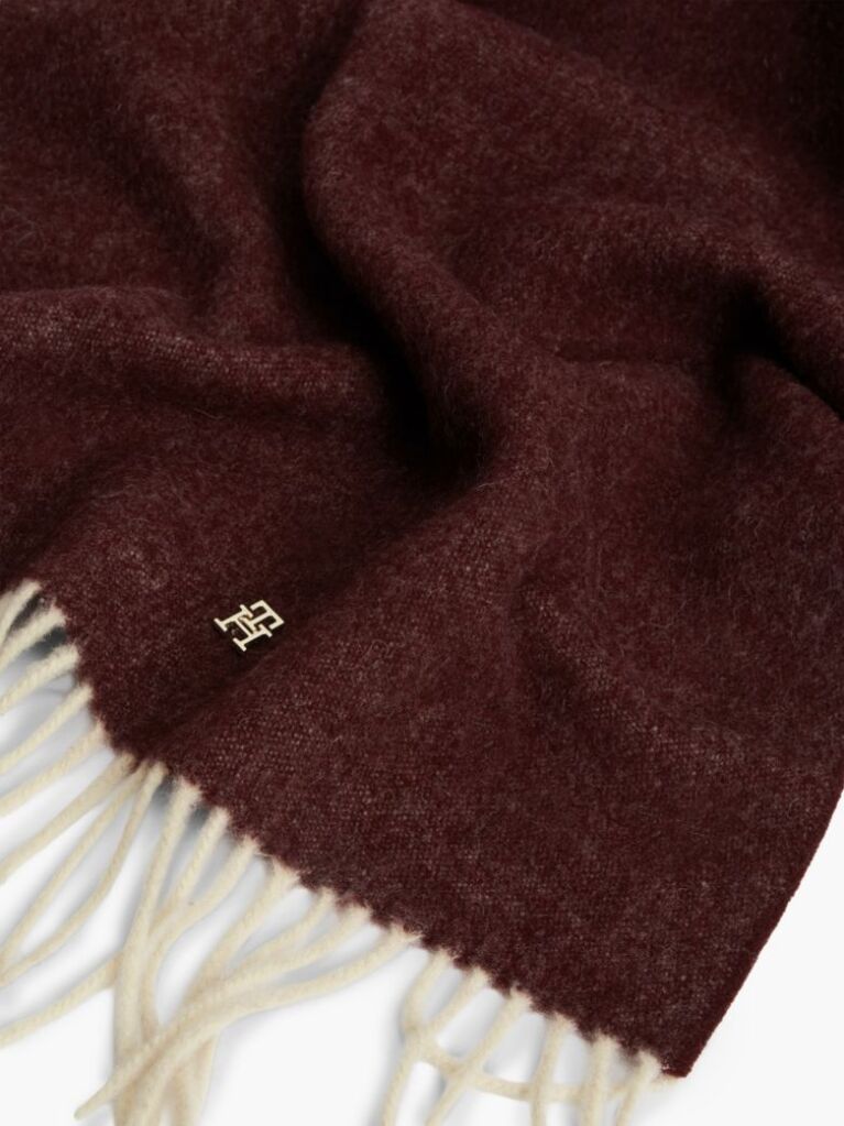 Red Chic Pure Wool Scarf  Women