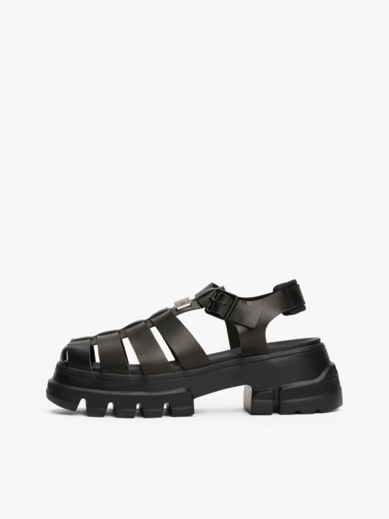 Black Leather Chunky Cleat Fisherman Sandals  Women