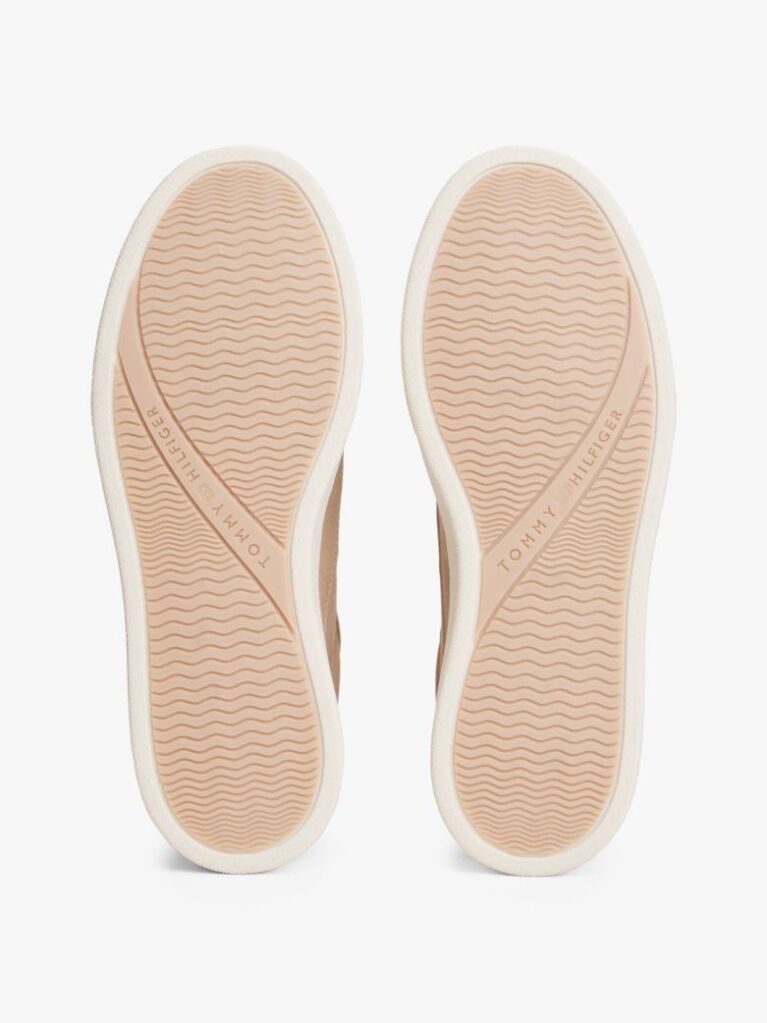 Bej Pantofi Sport De Teren Din Piele Cu Logo Metalic  Femei