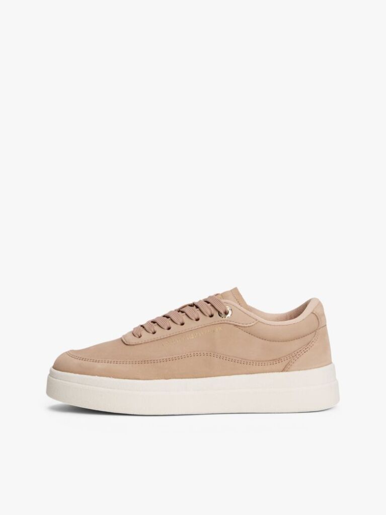 Bej Pantofi Sport De Teren Din Piele Cu Logo Metalic  Femei